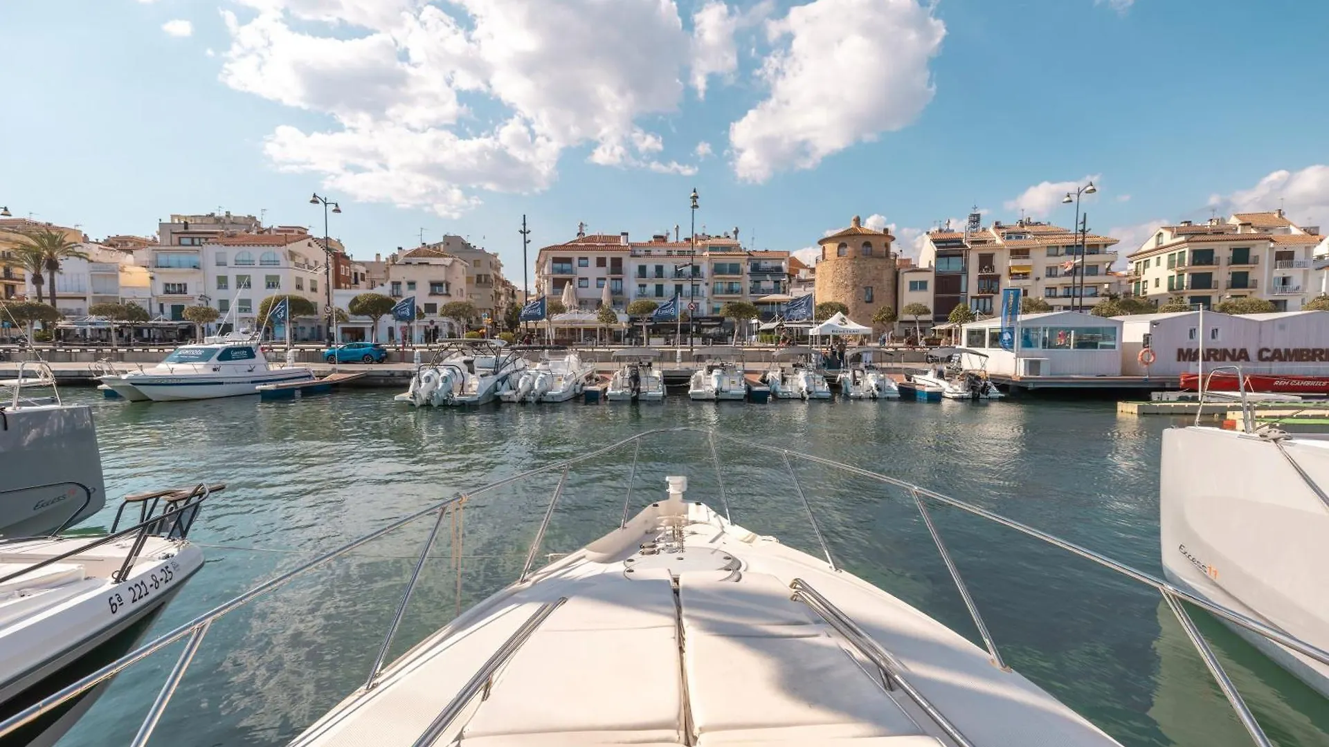 Barco Sea Bandit Cambrils Spain